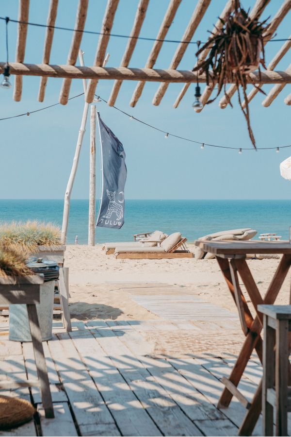 Strandbedjes en loungeplekken